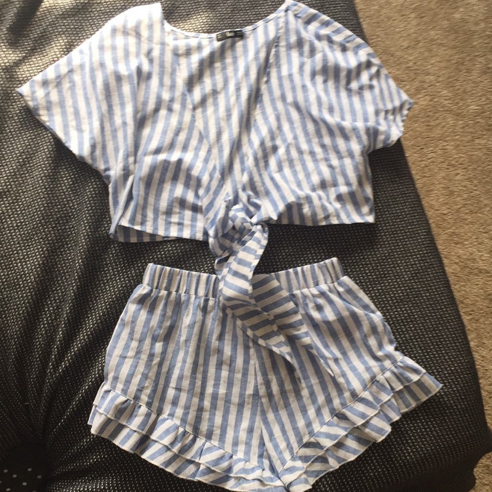 Two piece set